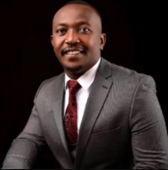 Fanya Mambo Kinuthia